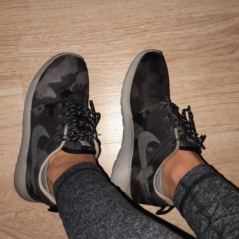 Nike Roshes